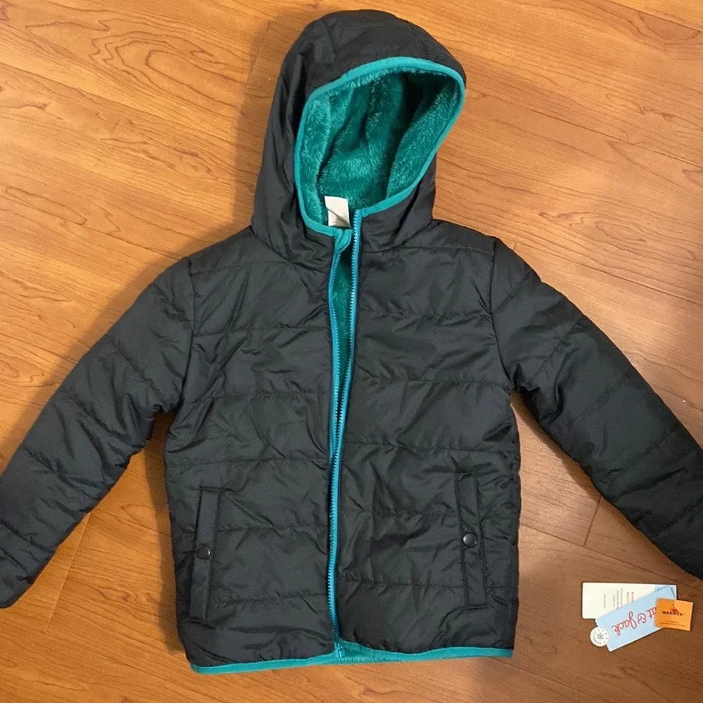 NWT Faux fur lined child jacket